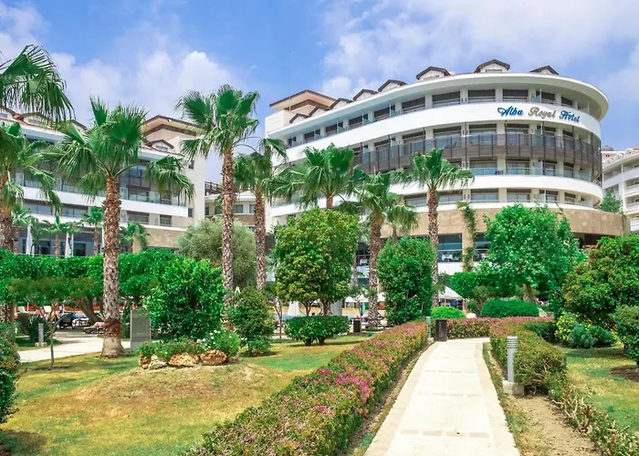 Alba Royal Hotel (Adults Only)